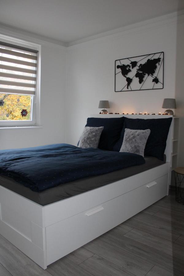 Izzy Apartament Lägenhet Miskolc Exteriör bild