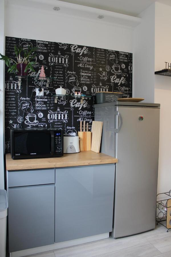 Izzy Apartament Lägenhet Miskolc Exteriör bild